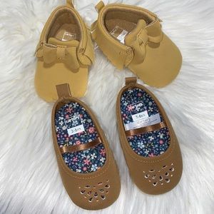 bondle 2 Carter’s shoes # 3-6 m